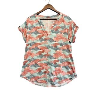 LL Bean V-Neck Tee Top Womens L Outdoor Abstract Casual Basic Travel Breathable